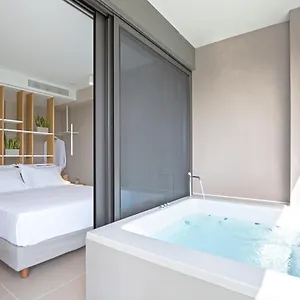 Aparthotel Noemie Luxury, Chania (Crete)